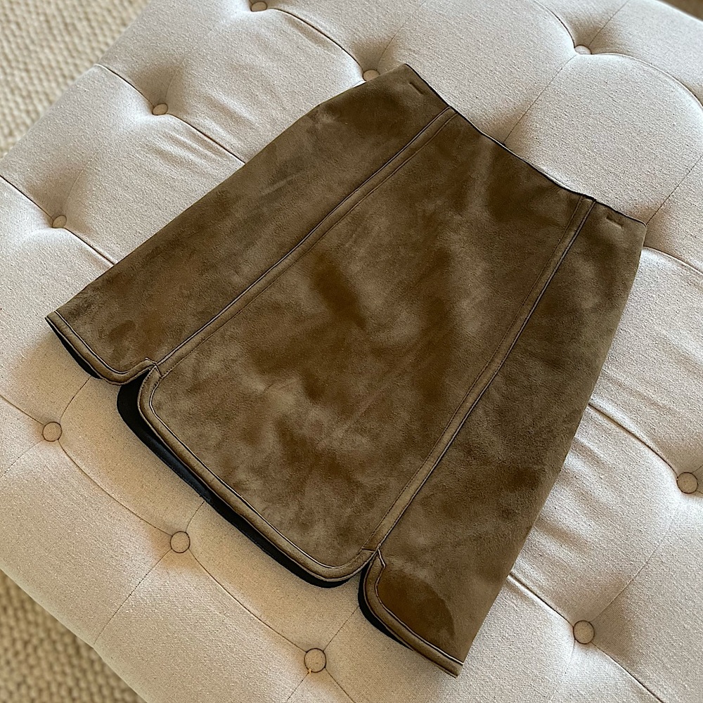 ✨Longchamp Chocolate Brown Suede Skirt✨